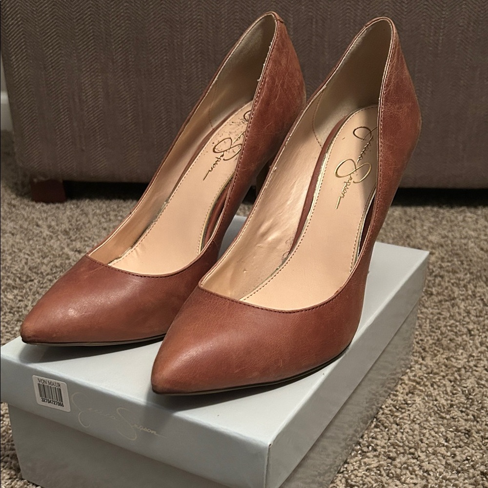 Elegant Carmel Brown Leather Pumps
